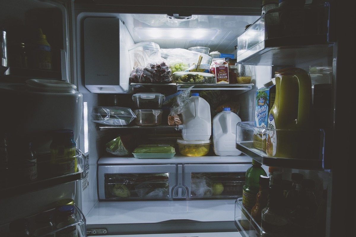 Kühlschrank quietscht – Das kann man tun