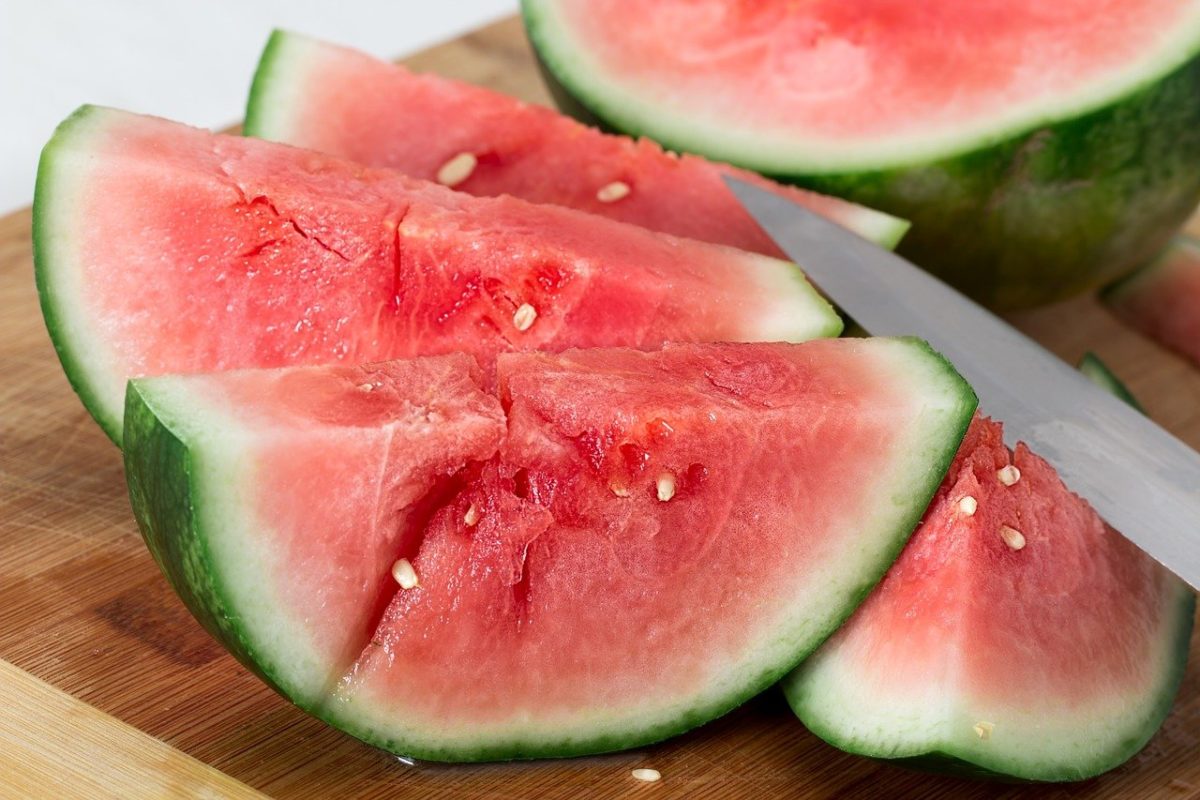 Wie viele Kalorien hat eine Wassermelone pro 1 kg?